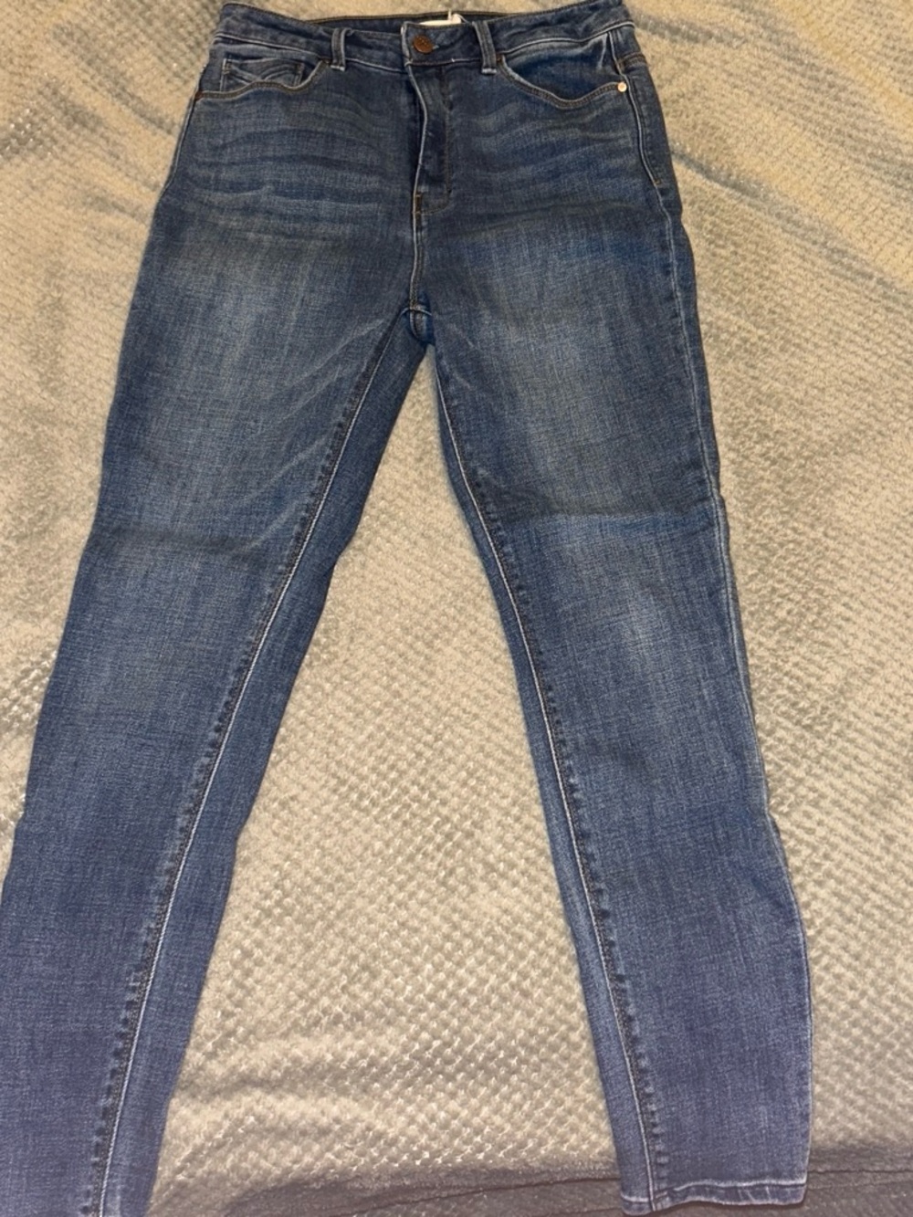 Unpublished Women's Skinny Jeans in Dark Blue Wash
